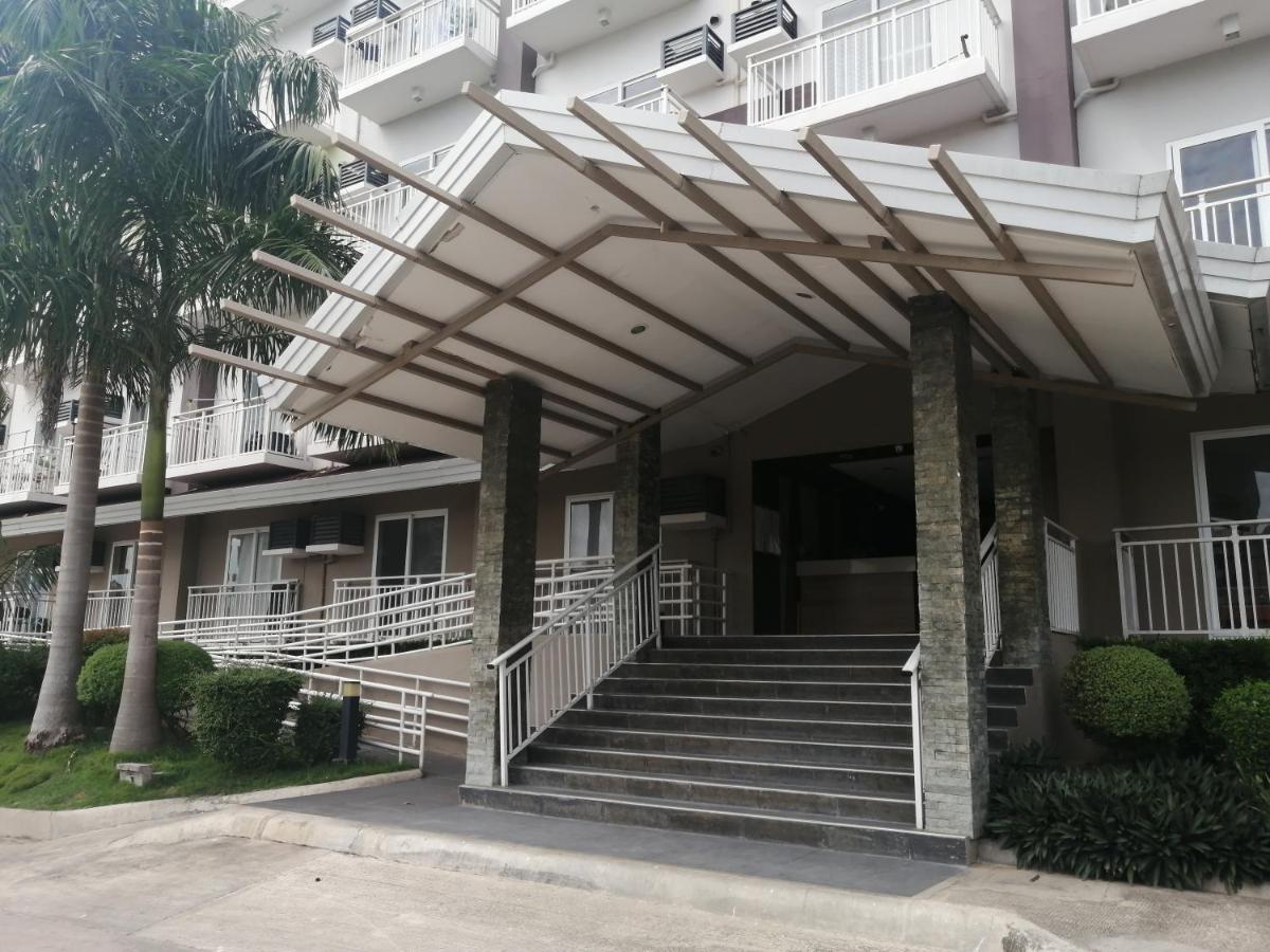 Condo Azur Suites A326 Amani Resorts Residences , 5 Minutes Airport, Netflix, Stylish, Cozy With Luxurious Swimming Pool Île de Mactan Extérieur photo